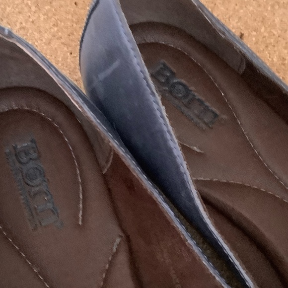 Elegant Women's Loafers with Bow Detail - Picture 3 of 7